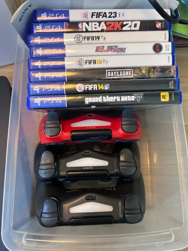 PlayStation 4