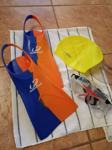 Kit nado, pé de pato óculos e toca