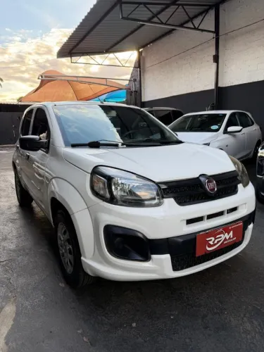 Fiat Uno Attractive 1.0 EVO Fire Flex 8V 5P 2020