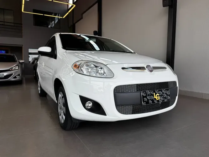 Fiat Palio Attractive 1.0 EVO Fire Flex 8V 5P 2014