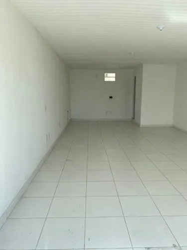 Alugo sala comercial no Posto Larco em Candeias - BA - excelente ponto para seu negócio