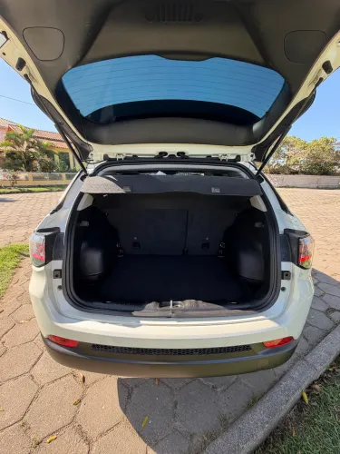 Jeep Compass Long. T270 1.3 TB 4X2 Flex AUT 2022