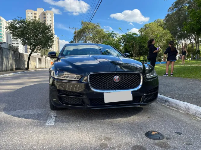 Jaguar XE 2.0 Turbocharged Pure 240cv Aut. 2017