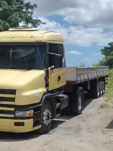 Scania 114 com carreta graneleiro