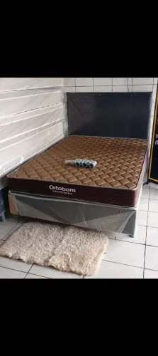 Cama Queen