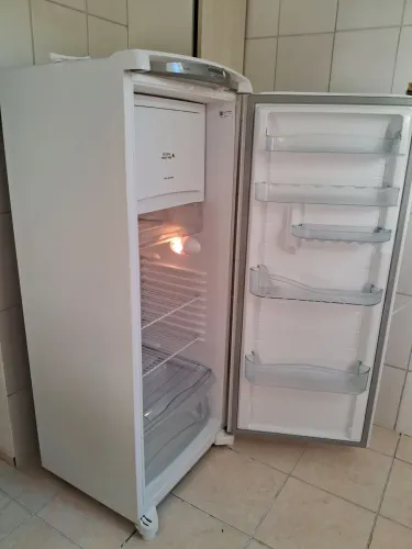 MEGA OFERTA, GELADEIRA CONSUL 300L IMPECÁVEL 