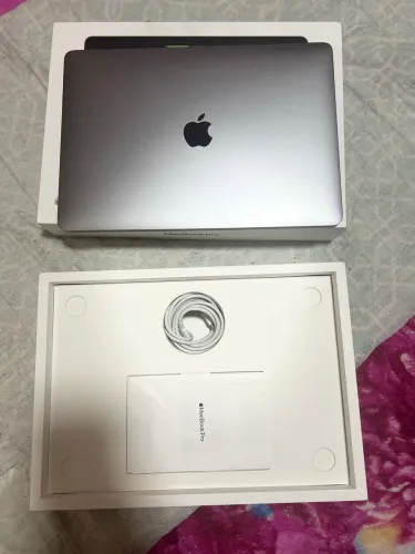 MacBook M2 2022 13?
