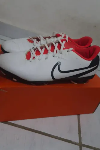 Chuteira de Campo - Nike tiempo (usada)