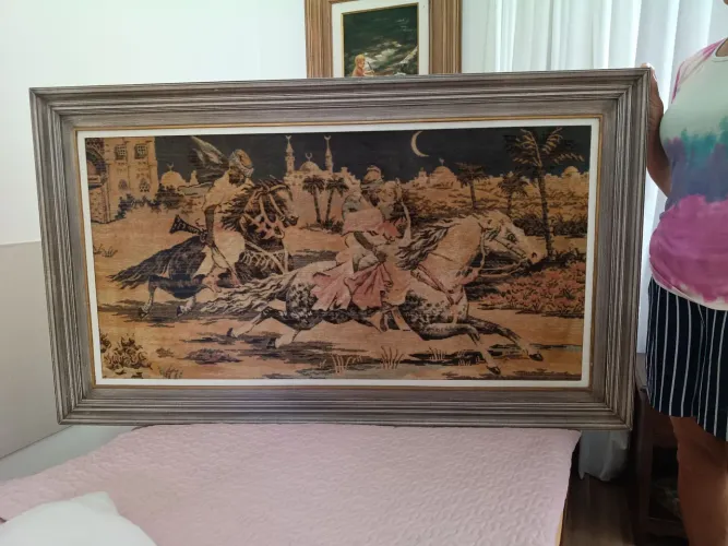 Quadro clássico em tapeçaria oriental 