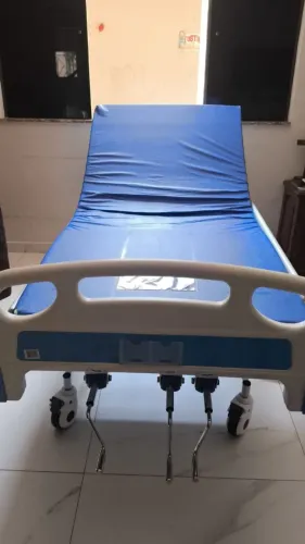 VENDE-SE CAMA HOSPITALAR