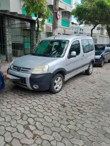 Peugeot Partner Van Escapade 1.6 Flex 16V 5P 2011