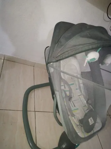 Cadeirinha de balanço para bebê mastela
