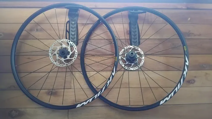 Roda speed 700 mavic