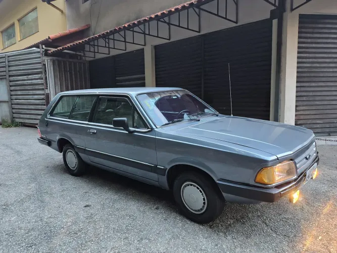 Ford Belina L 1.8/ 1.6 1989