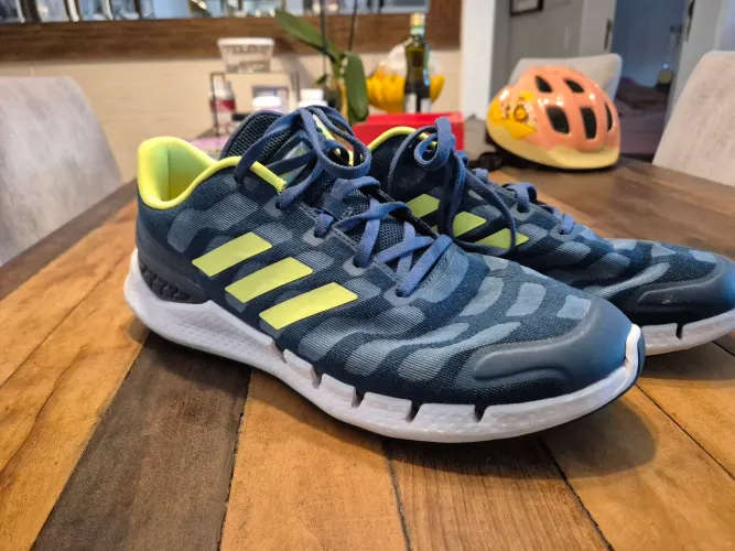 Tênis Adidas Climacool