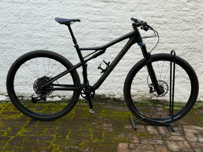 Specialized Epic Evo de carbono Full Brain