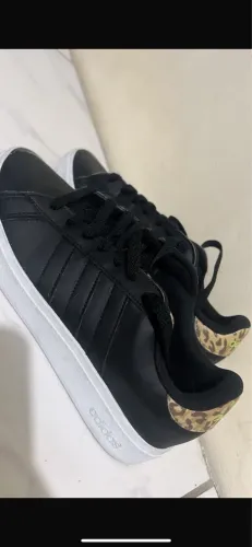 tênis adidas original 34