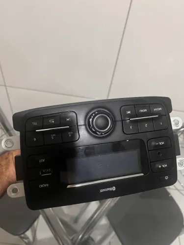 Radio  Player Usb Renault Duster Sandero Logan Original