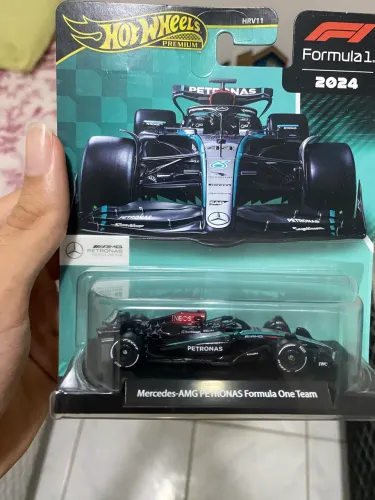 Hotwheels premium F1 Mercedes 44