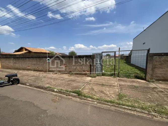 Terreno para Venda em Brotas, Santa Cecilia