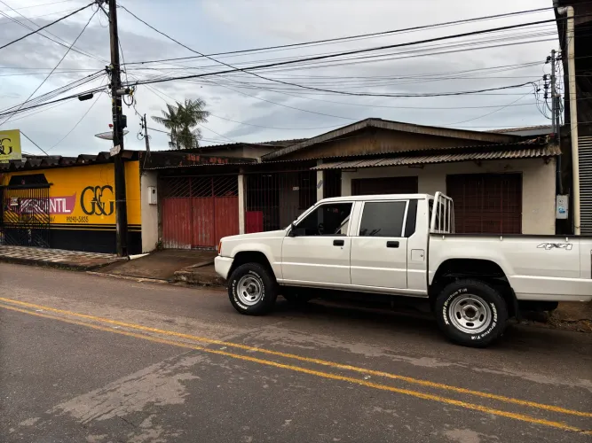 Mitsubishi L200 GL 2.5 4X4 CD Diesel 2005