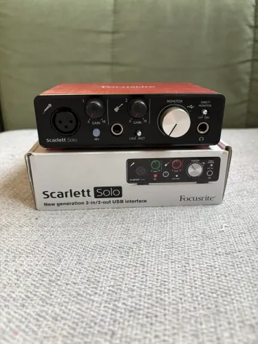 Interface de áudio Focusrite Scarlett solo 2 geração