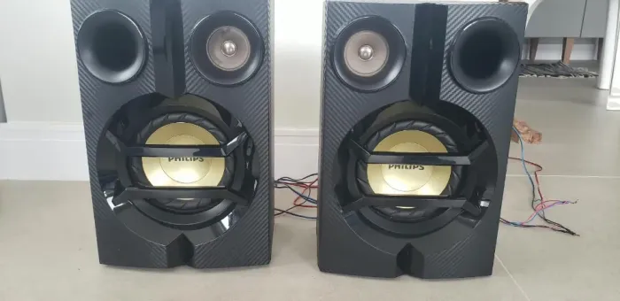 3 Pares de caixa de som