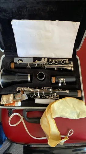 Clarinete Eagle 