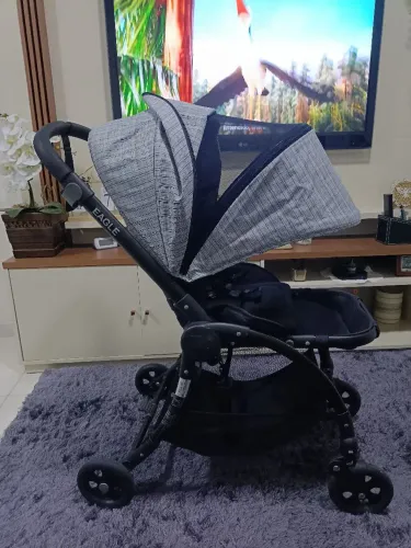 Carrinho de bebê