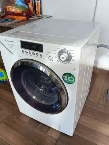 Lava e seca Electrolux