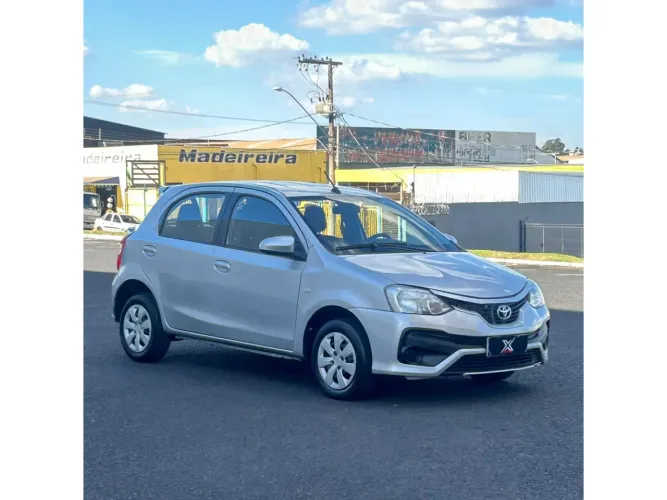 Toyota Etios XLS 1.5 Flex 5P Aut. 2018
