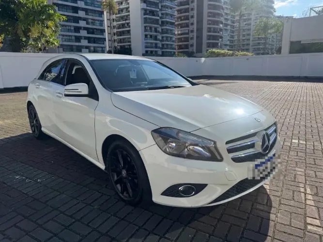 Mercedes-Benz Classe A 200 1.6 TB 16V Style 156cv Aut. 2014
