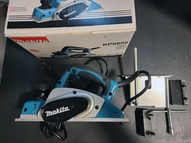 Plaina Makita KP0800 620W 127V