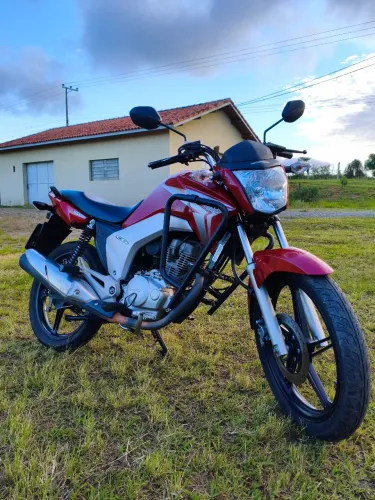 Honda CG Titan 150cc 2014 Vermelha