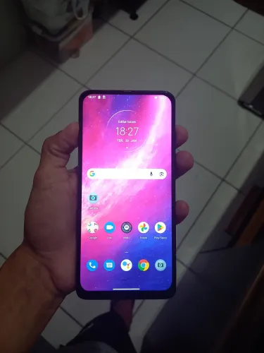 Motorola One hyper 
