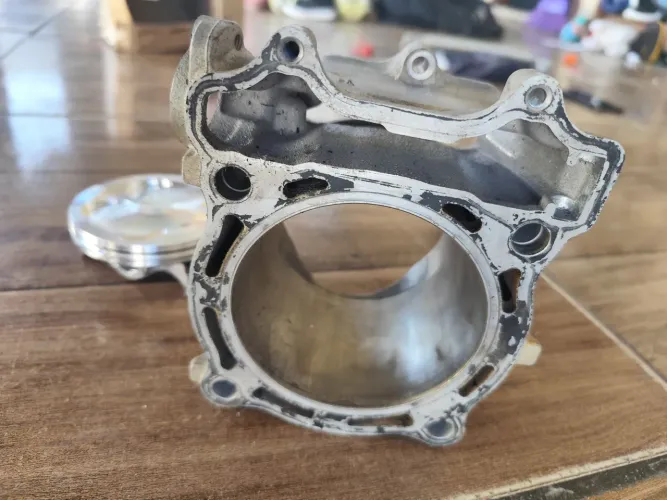 Cilindro de motor+ pistão 