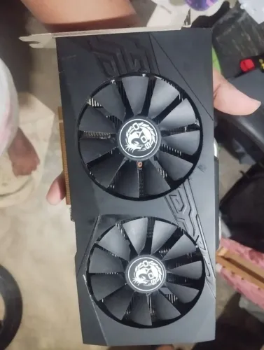 RX 580 8gb em perfeitos estado(contém caixa)