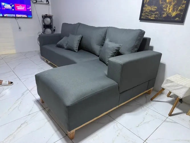 Sofá com chaisse modulado