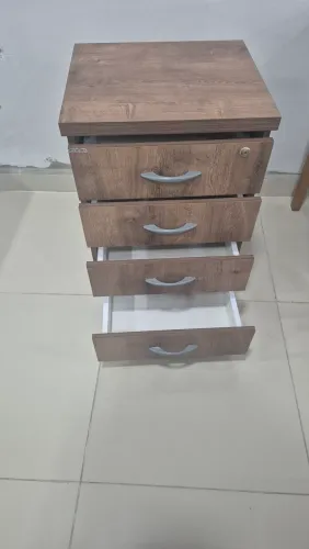 Armário pra escritório com gaveta