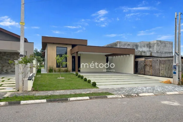 Casa com 3 quartos à venda, 198 m² por R$ 1.690.000 - Condomínio Residencial Águas do Para