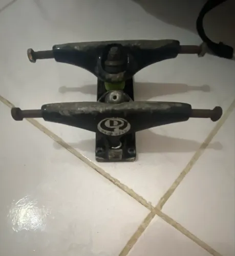 Truck de skate 