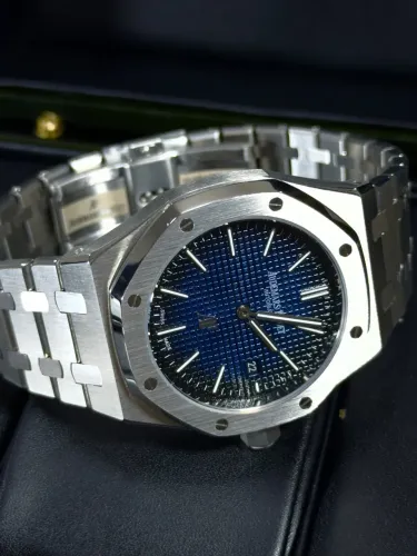Relógio audemars PIGUET ROYAL OAK azul
