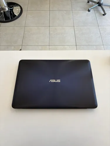 Notebook ASUS X556UR i7-7500U | 8GB RAM | GeForce 930MX 2GB | Bateria Nova | Windows 11