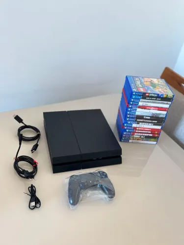 PS4 1 TB com 3 jogos a escolha do estoque