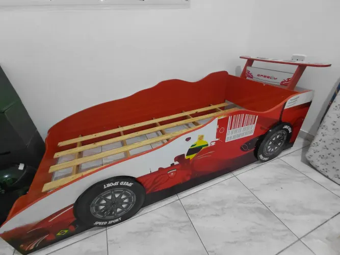 Cama de solteiro infantil