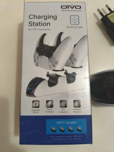 Carregador pra controle de Playstation 5 dualsense Oivo 