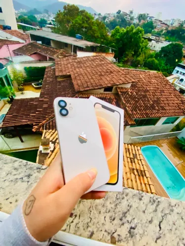 iPhone 12 128g branco