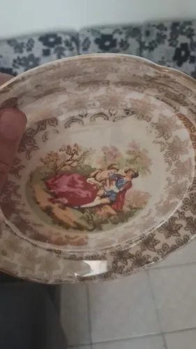 Jogo de jantar porcelana antiga mais de 50 anos