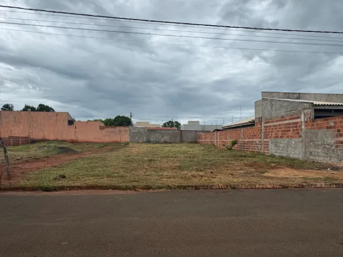 2 TERRENOS