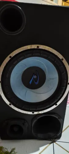 Vendo caixa trio e som automotivo
